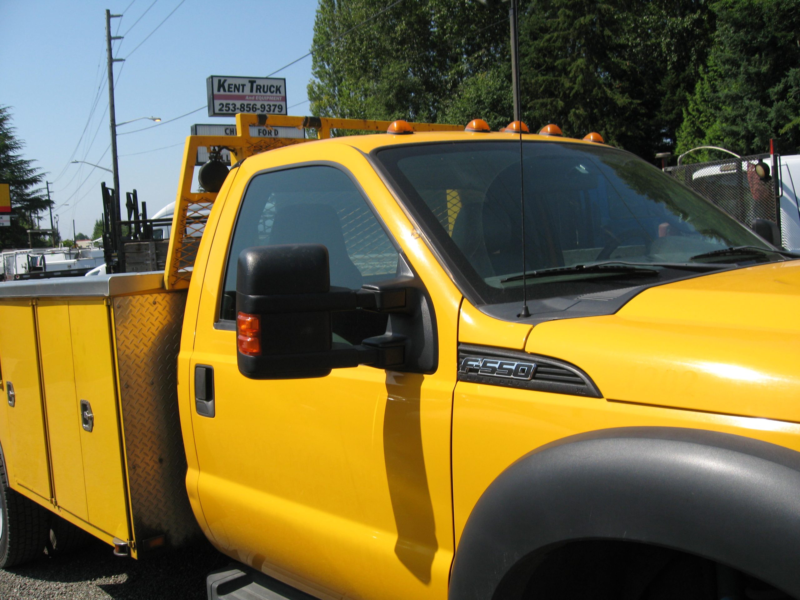 2012 Ford F550 Service Truck IMG_0221-scaled