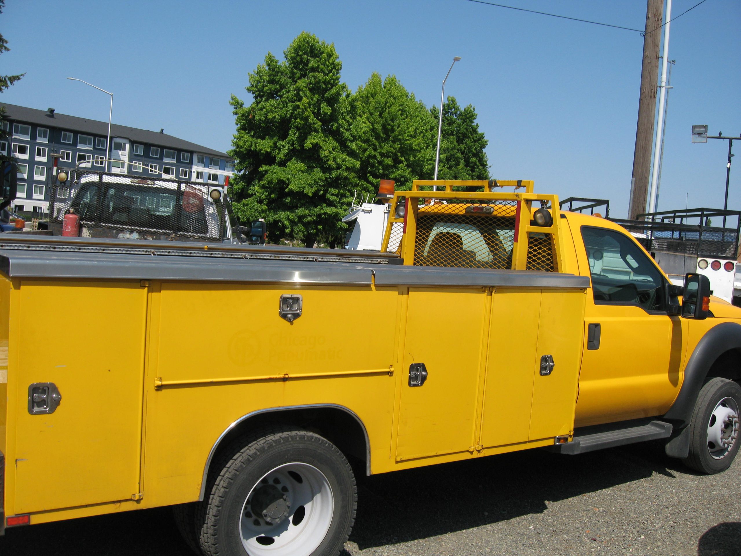 2012 Ford F550 Service Truck IMG_0223-scaled