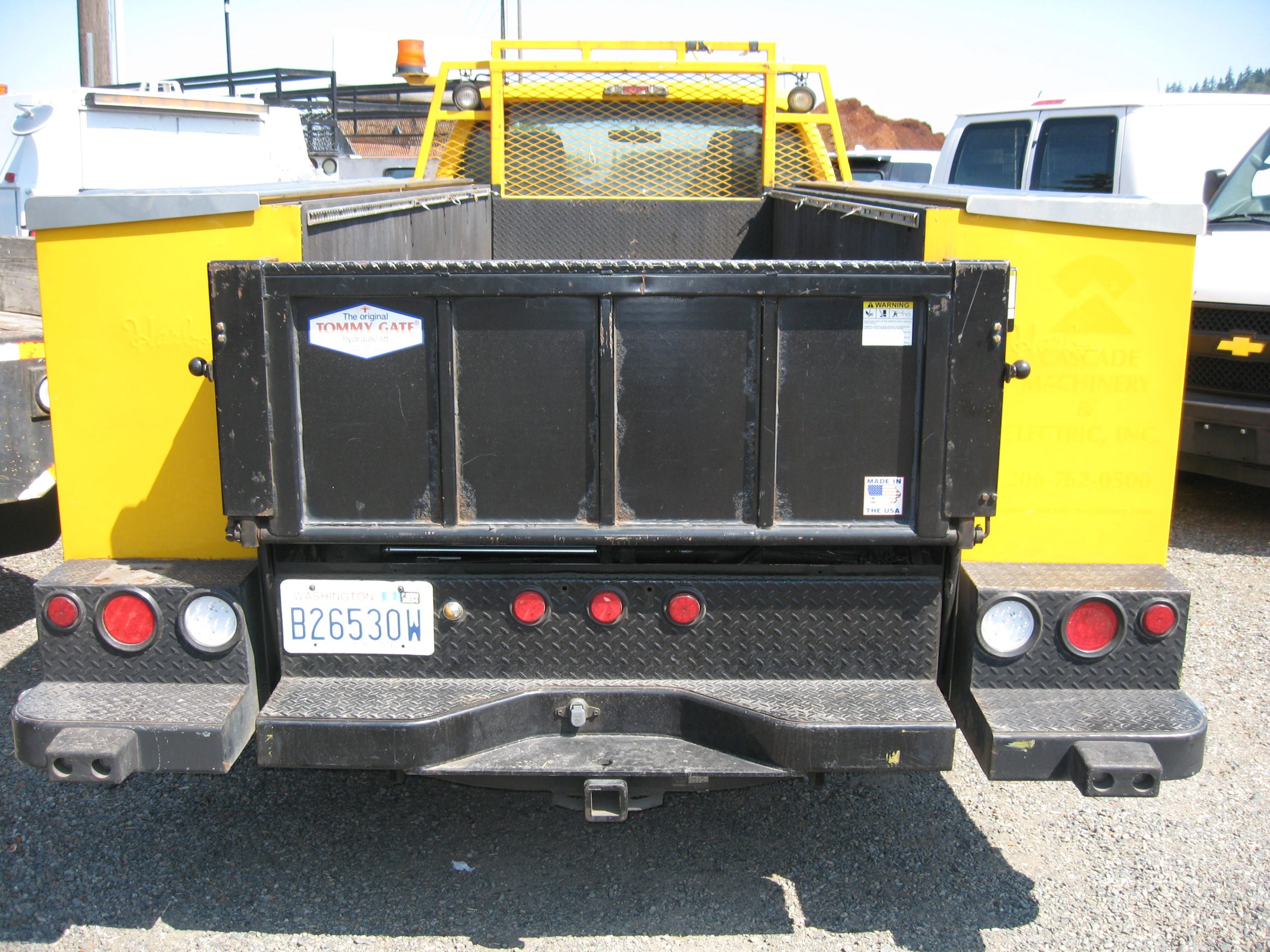 2012 Ford F550 Service Truck IMG_0225-scaled